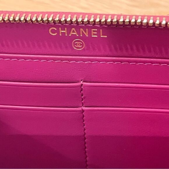 CHANEL Long Wallet Matelasse 19 Lambskin Pink Gold Hardware - Picture 7 of 11